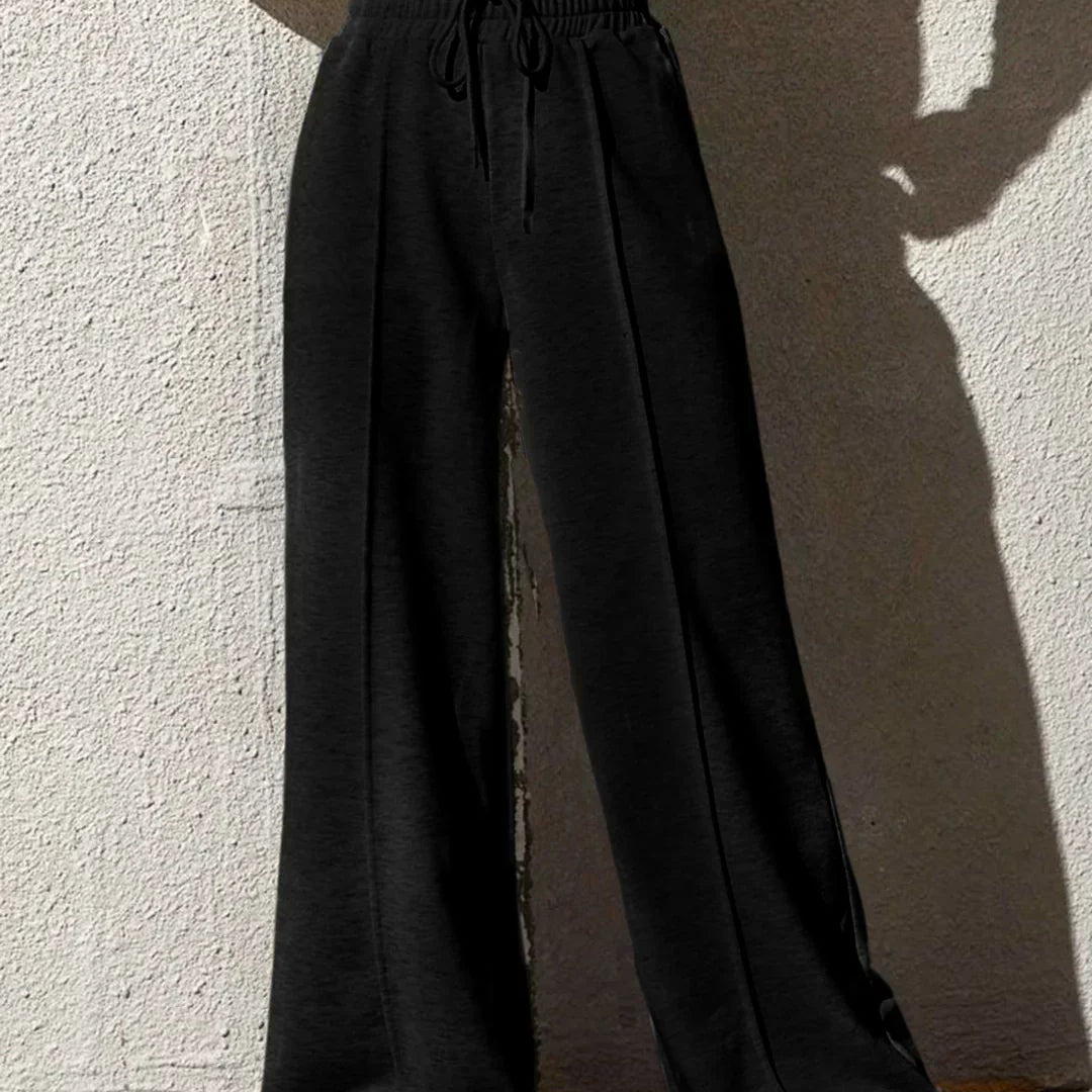 Pantaloni de trening largi, casual și eleganți pentru plimbări prin oraș