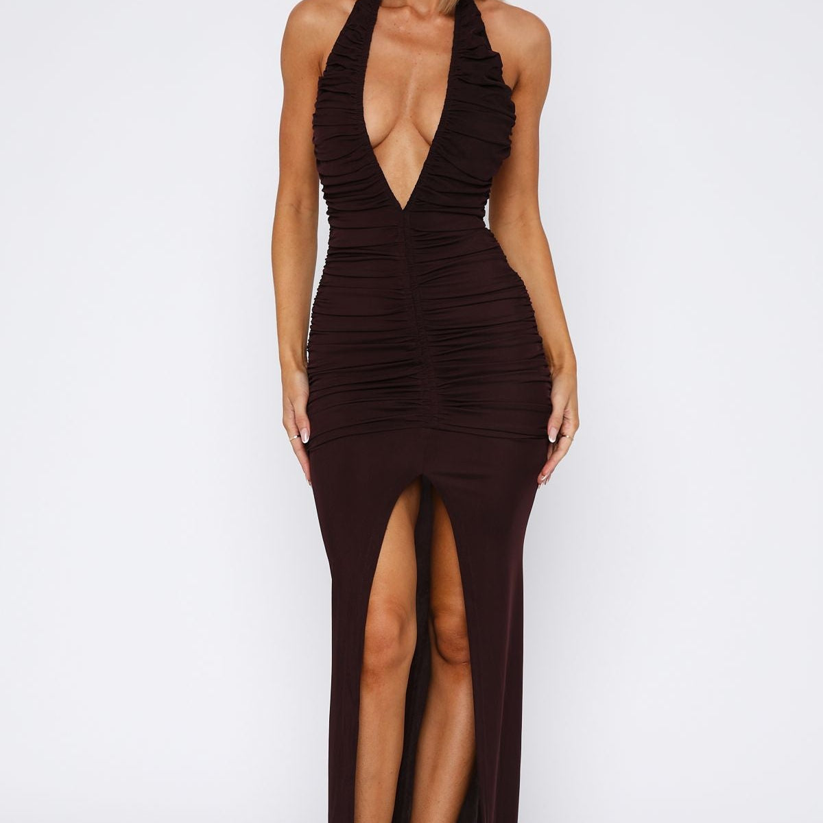 Alisa – Rochie Maxi cu Decolteu în V și Fustă Plisată